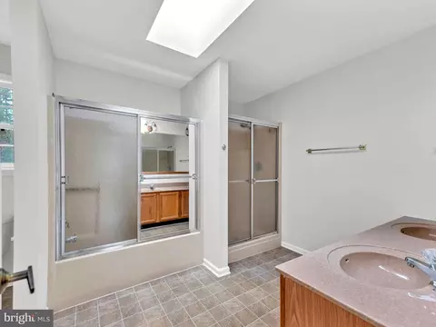 Bath - 1406 E Upland Dr, Salisbury, MD 21801 photo 1 of 8