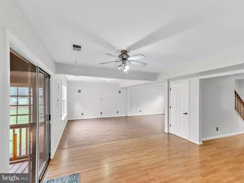 Living - 1406 E Upland Dr, Salisbury, MD 21801 photo 3 of 11