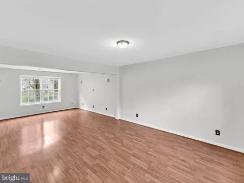 Living - 1406 E Upland Dr, Salisbury, MD 21801 photo 7 of 11