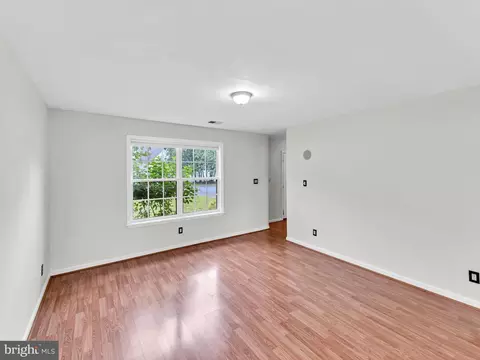 Living - 1406 E Upland Dr, Salisbury, MD 21801 photo 6 of 11