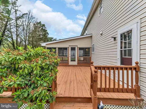 Exterior - 1406 E Upland Dr, Salisbury, MD 21801 photo 7 of 13