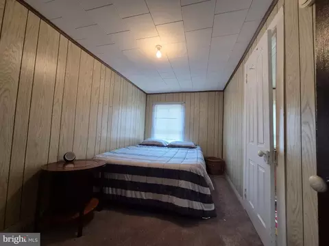 Bedroom - 715 Main St, Sharptown, MD 21861 photo 3 of 8