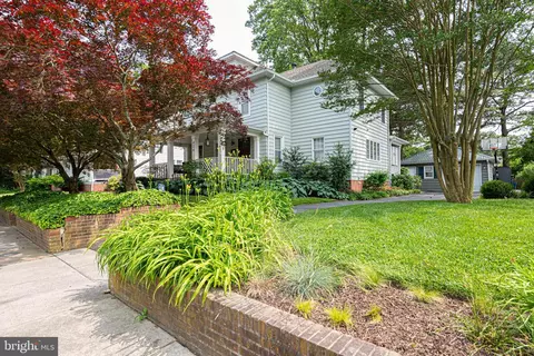 424 W College Ave, Salisbury, MD 21801