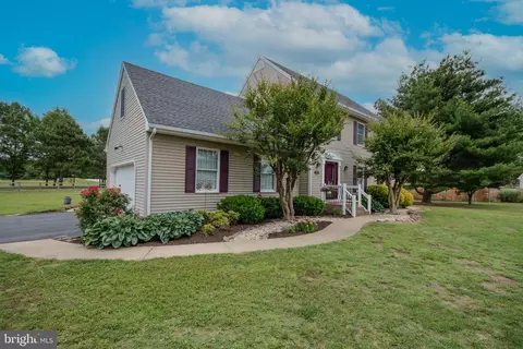 27778 Crittenden Ct, Salisbury, MD 21801 photo 2