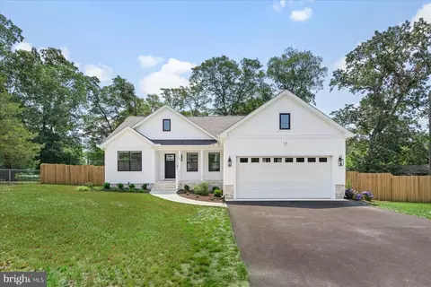 209 S Camden Ave, Fruitland, MD 21826