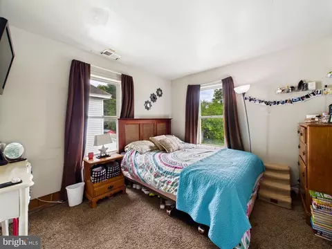 Bedroom - 802 E State St, Delmar, MD 21875 photo 5 of 7