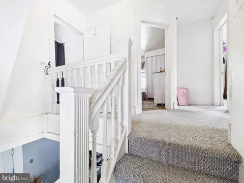 Entry Way - 802 E State St, Delmar, MD 21875 photo 2 of 2