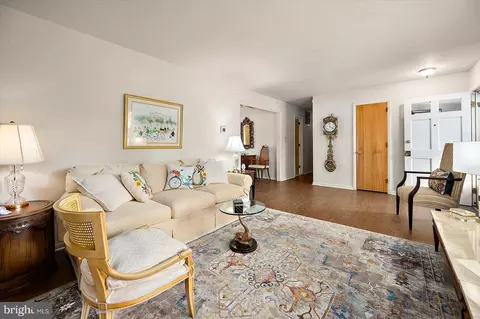1220 Orchard Cir, Salisbury, MD 21801 photo 4