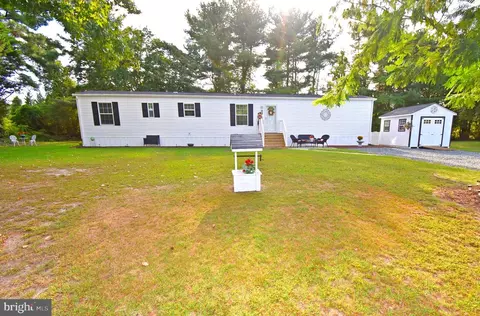 7877 Bennett Park Dr, Salisbury, MD 21801
