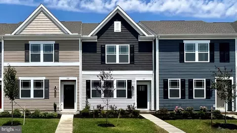 824 Mersey Ln, Salisbury, MD 21801