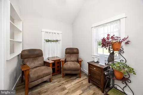 Entry Way - 23078 Nanticoke Rd, Quantico, MD 21856 photo 6 of 11