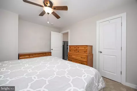 Bedroom - 23078 Nanticoke Rd, Quantico, MD 21856 photo 3 of 5