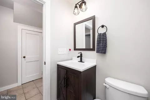 Bath - 23078 Nanticoke Rd, Quantico, MD 21856 photo 4 of 4