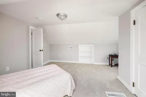Bedroom - 23078 Nanticoke Rd, Quantico, MD 21856 photo 4 of 5