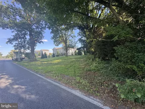 2712 Merritt Mill Rd, Salisbury, MD 21804 photo 2