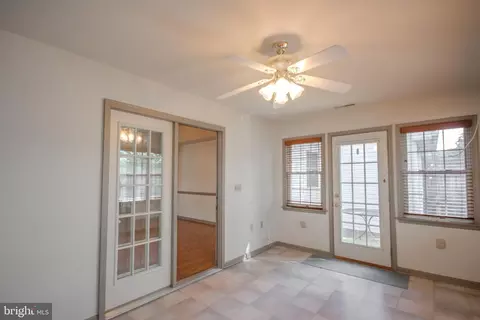 1038 E Schumaker Manor Dr, Salisbury, MD 21804 photo 16