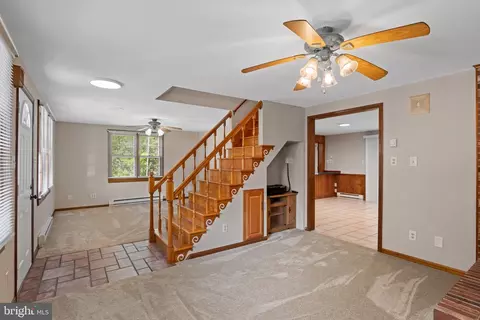 103 Howard St, Hebron, MD 21830 photo 7