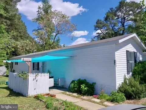 409 Tiffany Dr, Fruitland, MD 21826