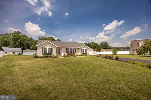 404 Peachtree Ct, Hebron, MD 21830 photo 3
