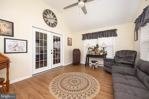 404 Peachtree Ct, Hebron, MD 21830 photo 27