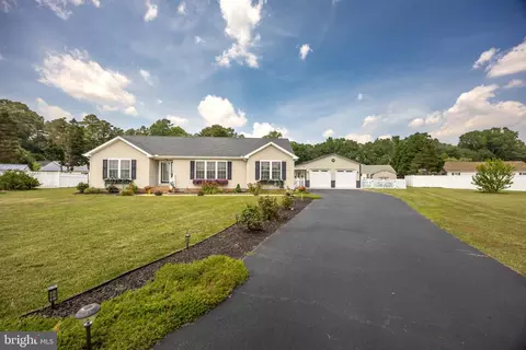 404 Peachtree Ct, Hebron, MD 21830 photo 2