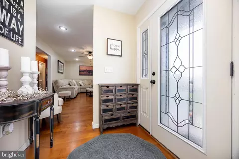 404 Peachtree Ct, Hebron, MD 21830 photo 8