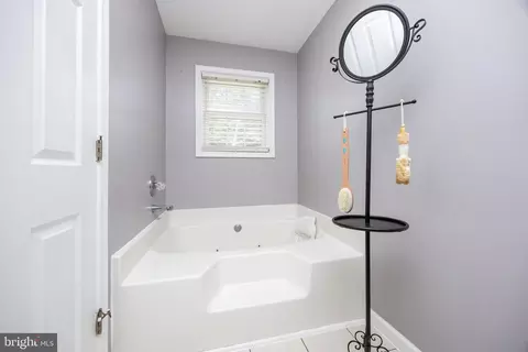 404 Peachtree Ct, Hebron, MD 21830 photo 36