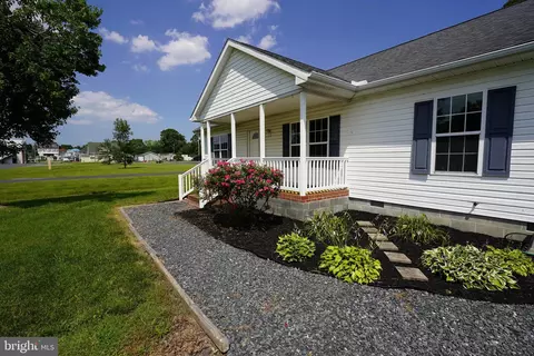 Exterior - 7351 Main St, Willards, MD 21874 photo 4 of 11