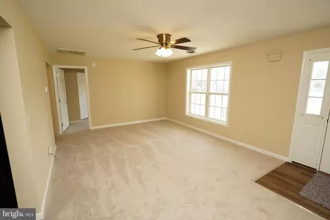 Living - 7351 Main St, Willards, MD 21874 photo 8 of 11