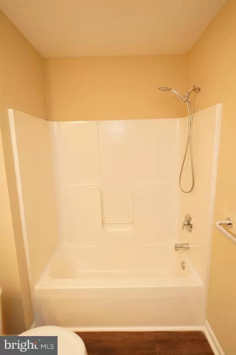 Bath - 7351 Main St, Willards, MD 21874 photo 3 of 8