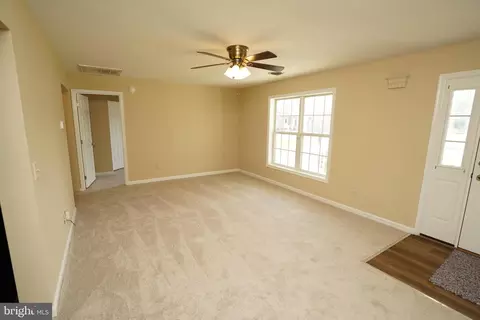 Living - 7351 Main St, Willards, MD 21874 photo 5 of 11