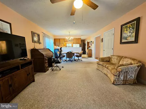 6058 Gloucester Ct, Salisbury, MD 21801 photo 7
