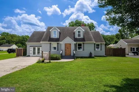604 N Main St, Hebron, MD 21830