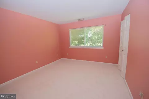 Bedroom - 912 James Ct, Salisbury, MD 21804 photo 2 of 2