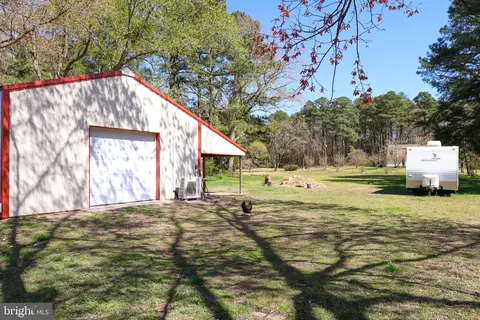 Nanticoke Road, Bivalve, MD 21814