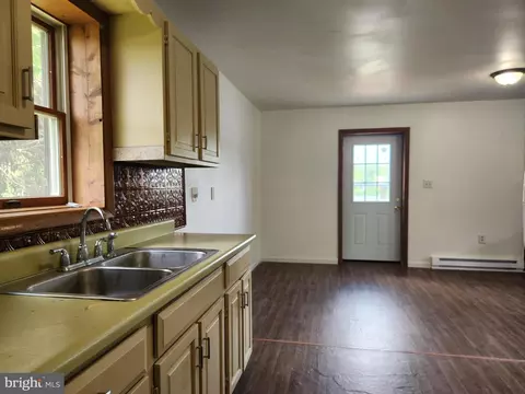 Entry Way - 403 Rose St, Salisbury, MD 21801 photo 1 of 2
