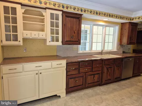 Kitchen - 3896 Five Friars Rd, Salisbury, MD 21804 photo 3 of 9