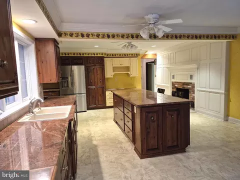 Kitchen - 3896 Five Friars Rd, Salisbury, MD 21804 photo 4 of 9