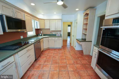 722 S Park Dr, Salisbury, MD 21804 photo 19