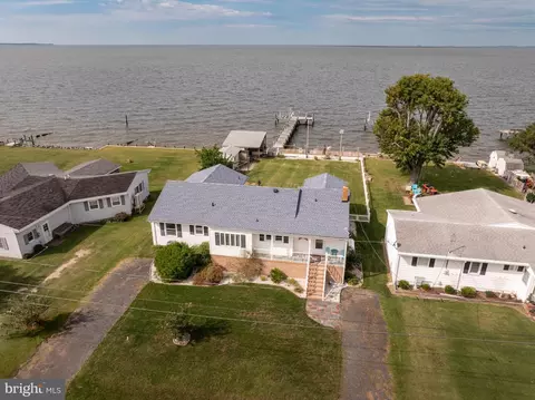 20417 Nanticoke Dr, Nanticoke, MD 21840
