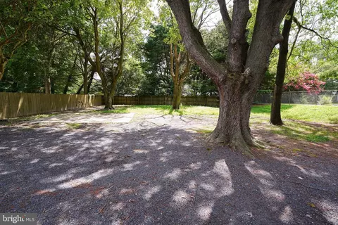 530 E Lincoln Ave, Salisbury, MD 21804 photo 2