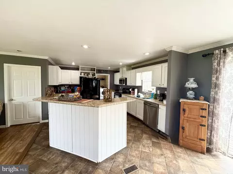 Kitchen - 35777 Cobbs Hill Rd, Willards, MD 21874 photo 1 of 3