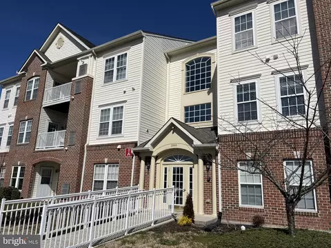 2000 Whispering Ponds Ct #1B, Salisbury, MD 21804