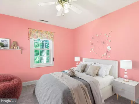 Bedroom - 27671 Riverside Drive Ext, Salisbury, MD 21801 photo 3 of 6