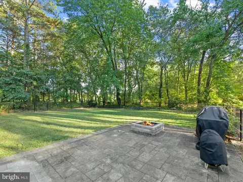 Exterior - 27671 Riverside Drive Ext, Salisbury, MD 21801 photo 3 of 12