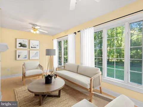 Living - 27671 Riverside Drive Ext, Salisbury, MD 21801 photo 5 of 6