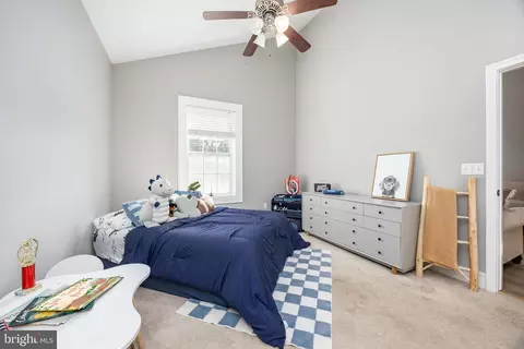 Bedroom - 23777 Locust Ln, Quantico, MD 21856 photo 4 of 6