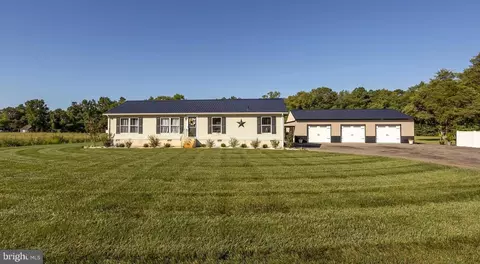 8364 Pittsville Rd, Parsonsburg, MD 21849