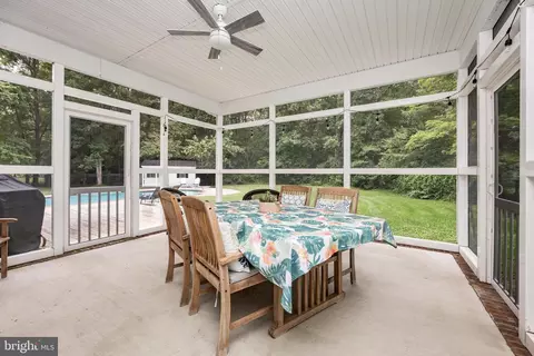 Exterior - 7525 E Longfield Dr, Hebron, MD 21830 photo 3 of 23