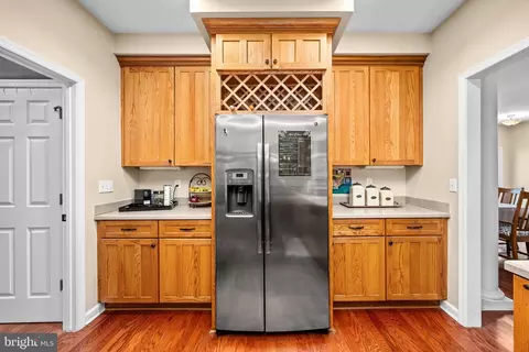 Kitchen - 7525 E Longfield Dr, Hebron, MD 21830 photo 4 of 4